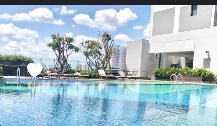 Your Home - Rivergate Residence Thành Pho Ho Chí Minh Esterno foto